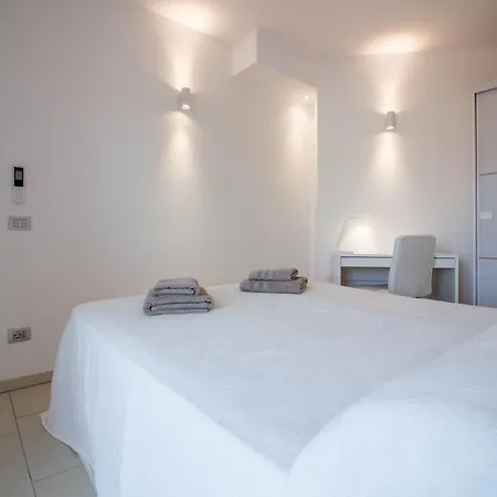 Apartmán Lungomare Golfo Aranci-modern With Parking!