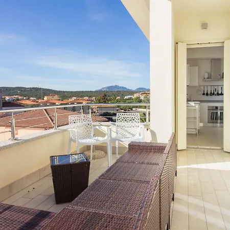 Lungomare Golfo Aranci-modern With Parking! Apartment