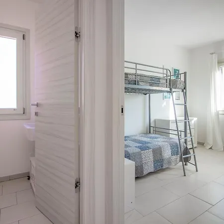 Apartment Lungomare Golfo Aranci-modern With Parking! Golfo Aranci